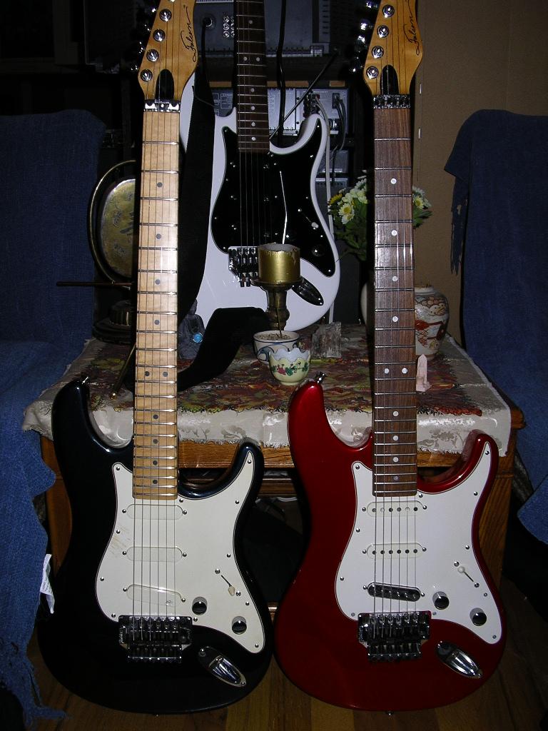 3 Peavey Falcons