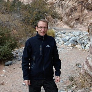 robert red rock medium