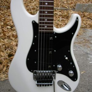 Peavey Falcon with Kahler Spyder tremolo